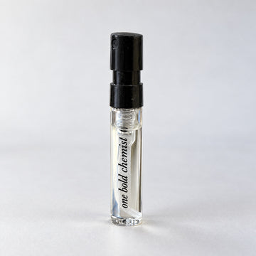 Free surprise sample, 2 ml spray vial